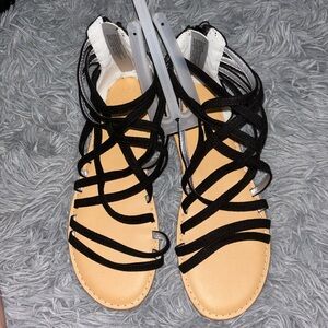 NWT Cat & Jack Black Sandals Size 5